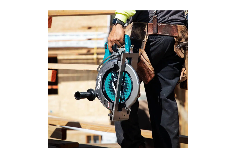 Makita GSR02Z 40V Max XGT Brushless Cordless Rear Handle 10-1/4 in. Circular Saw， AWS Capable (Tool Only)