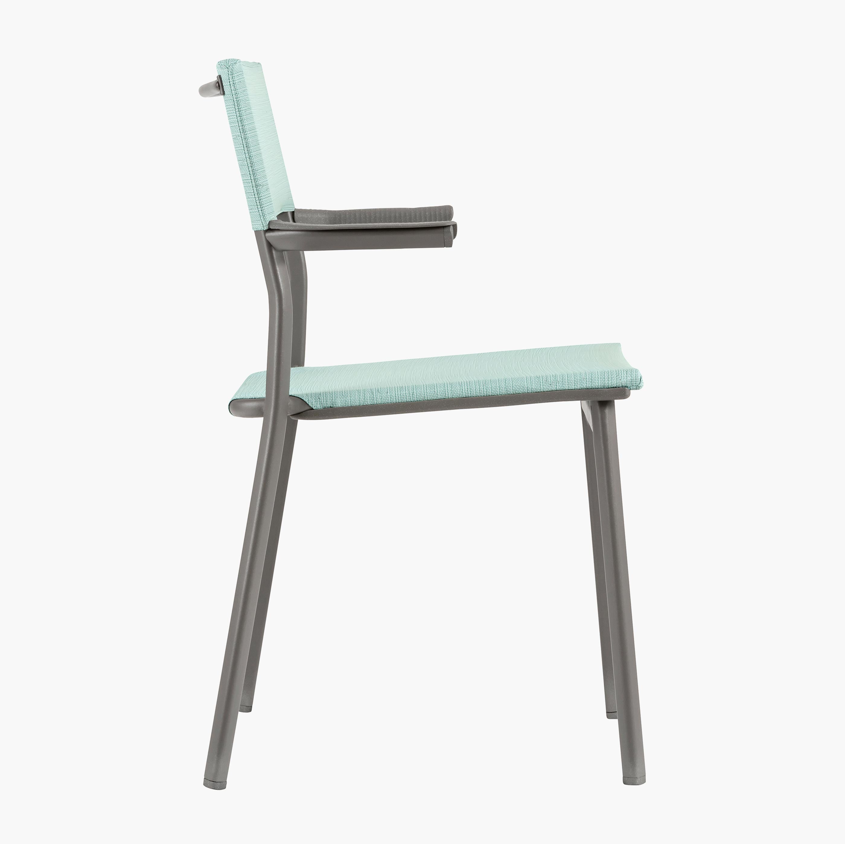 ORON ARMCHAIR