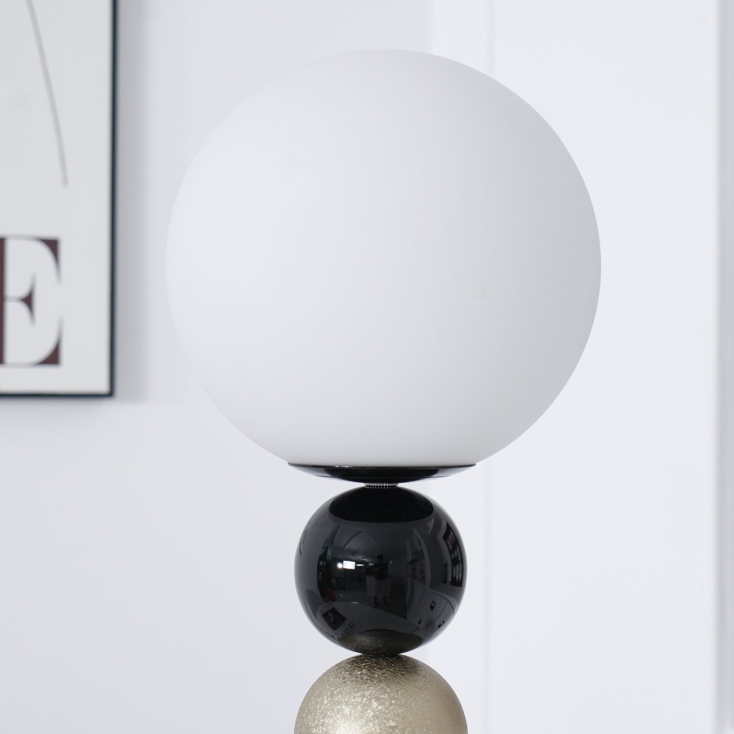 Round Balls Stacking Table Lamp