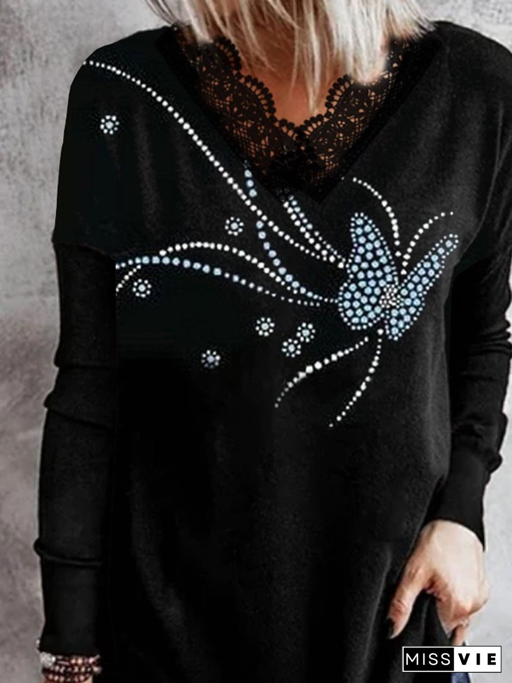 V Neck Long Sleeve Butterfly T-shirt