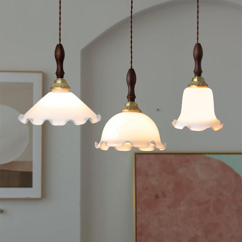 Milky Flower Pendant Light