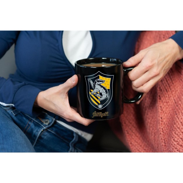 Seven20 Harry Potter Hufflepuff 20oz Heat Reveal Ceramic Coffee Mug Color Changing Cup