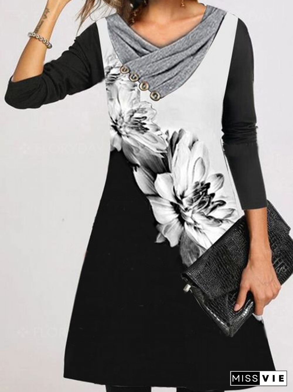 Long Sleeve Cotton-Blend V Neck Printed Knitting Dress