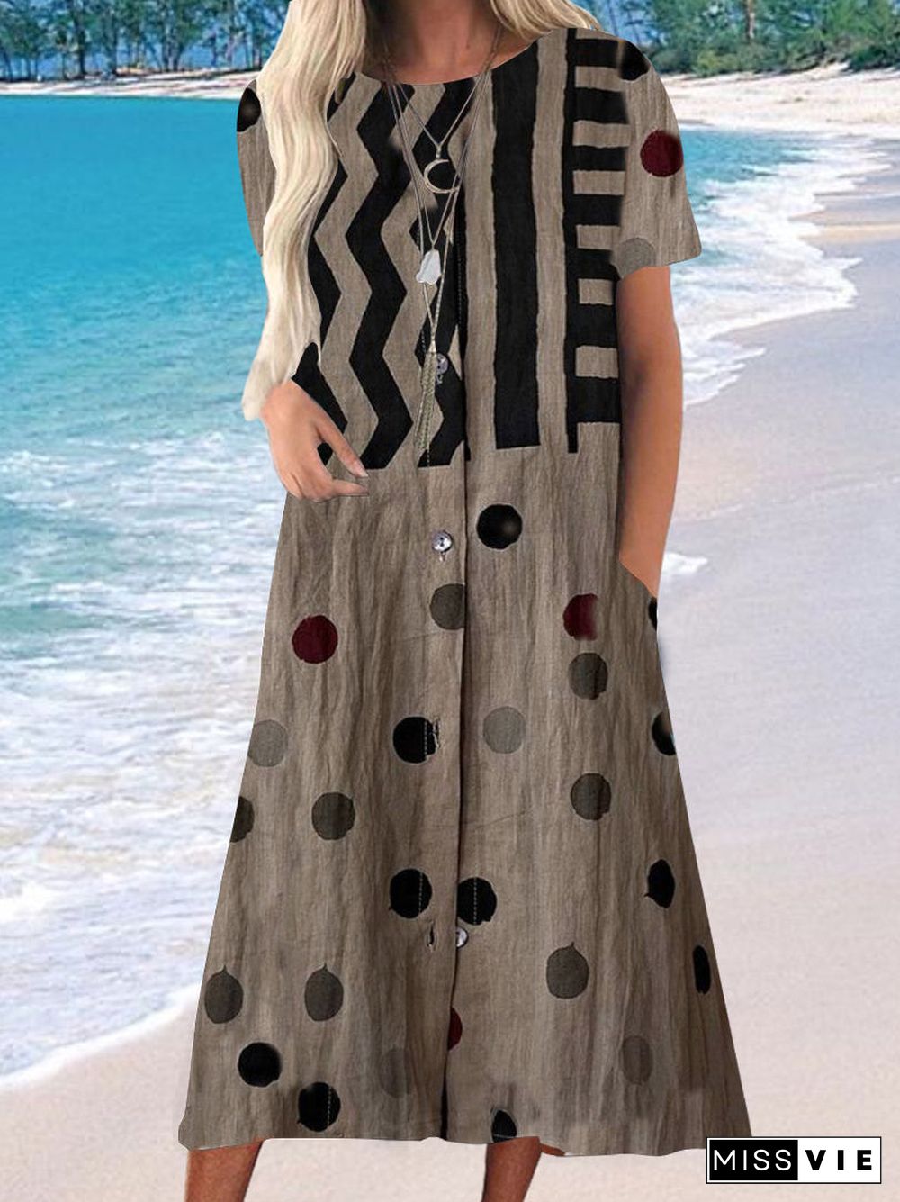 Women's Dark Brown Scoop Neck Short Sleeve Printed Maxi Dress