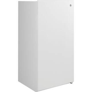 GE Garage Ready 17.3 cu. ft. Frost Free Defrost Upright Freezer in White FUF17QRRWW