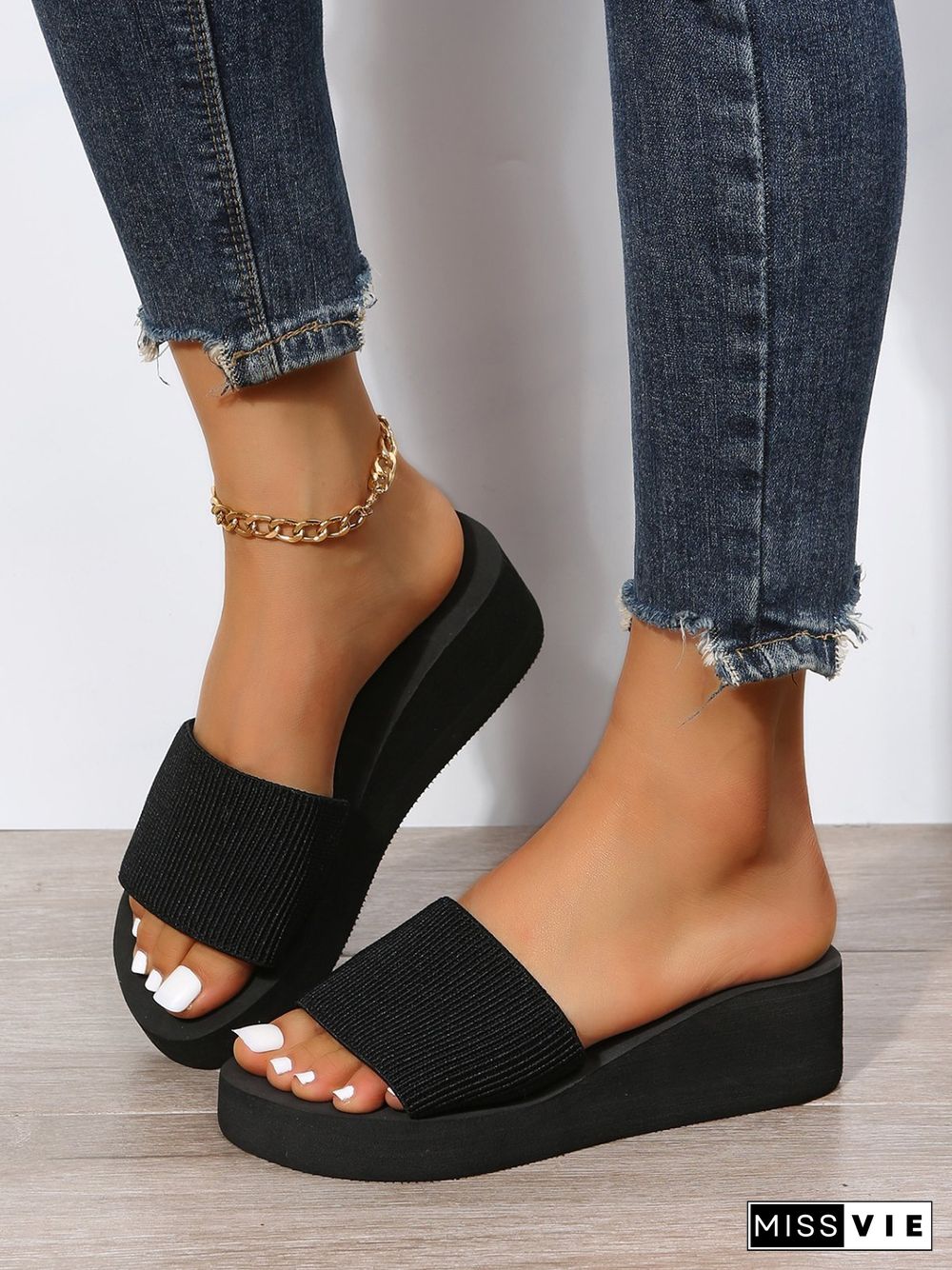 Stretch Upper Casual Wedge Slippers