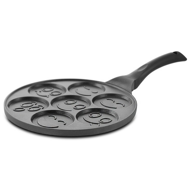 Megachef Happy Face Emoji 10 5 Inch Aluminum Nonstick Pancake Maker Pan With Cool Touch Handle