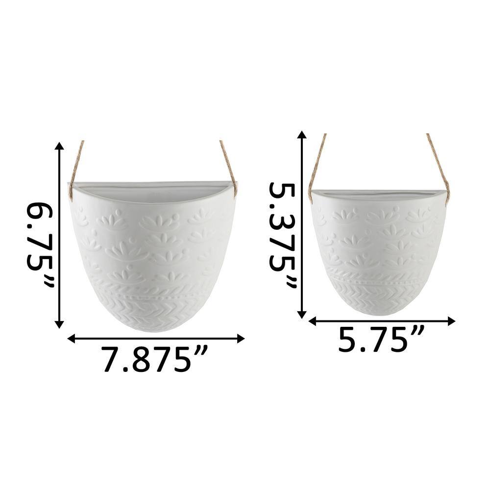 Flora Bunda 7.75 in. and 5.75 in. Matte White Wreath Ceramic Haning Wall Pocket Planter(Set of 2) CT1464E2-MTWH