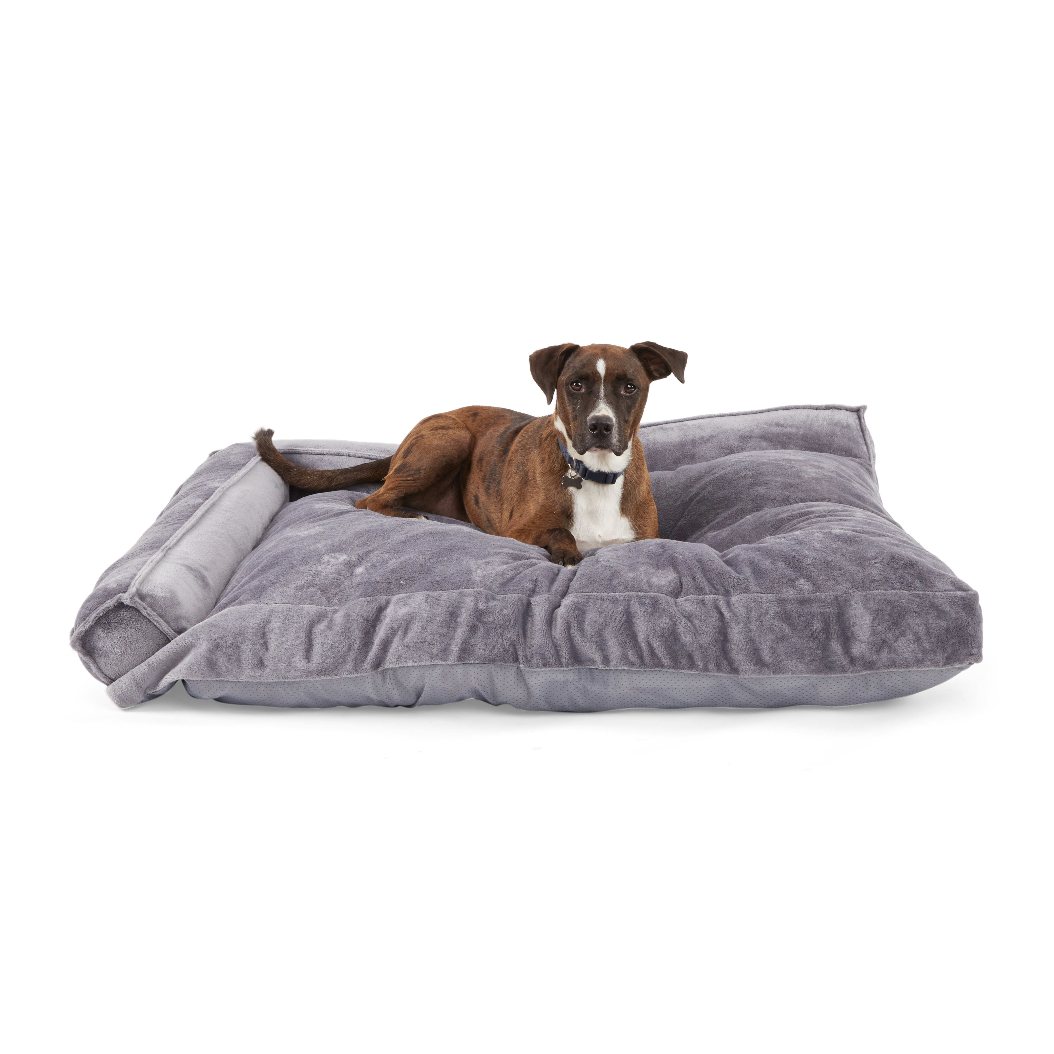 EveryYay Essentials Snooze Fest Grey Corner Dog Bed， 48