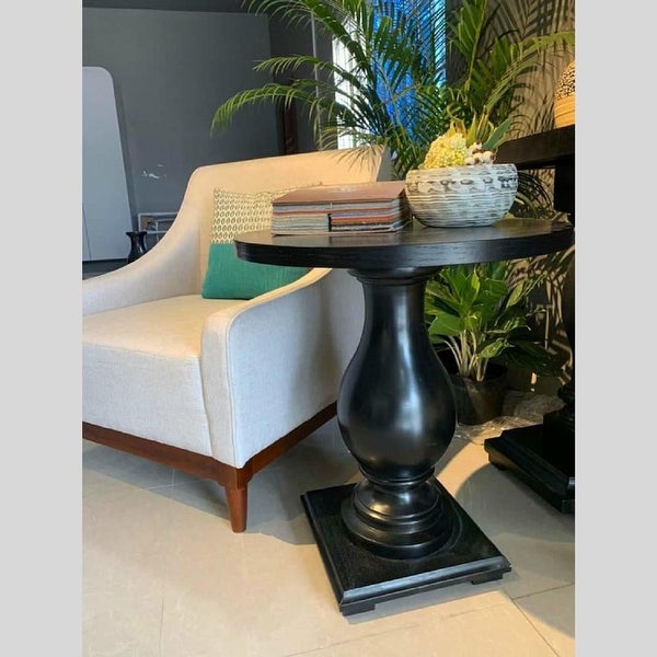 Wooden Side End Table with MDF Top and Black Oak Veneer， Classic Curved Les and Solid Wood Pedestal