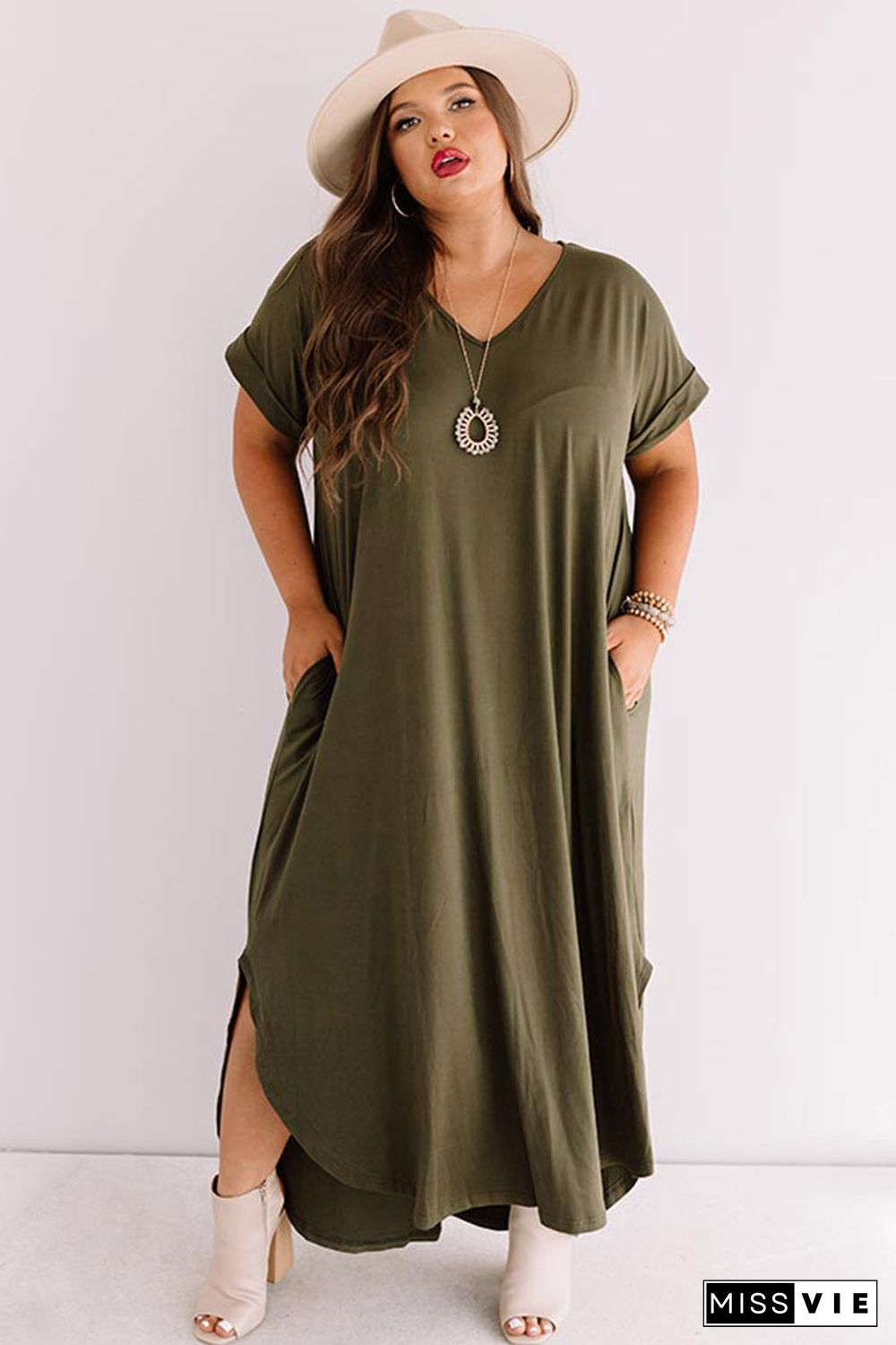 Green Plus Size V Neck Rolled Cuffs Maxi Dress