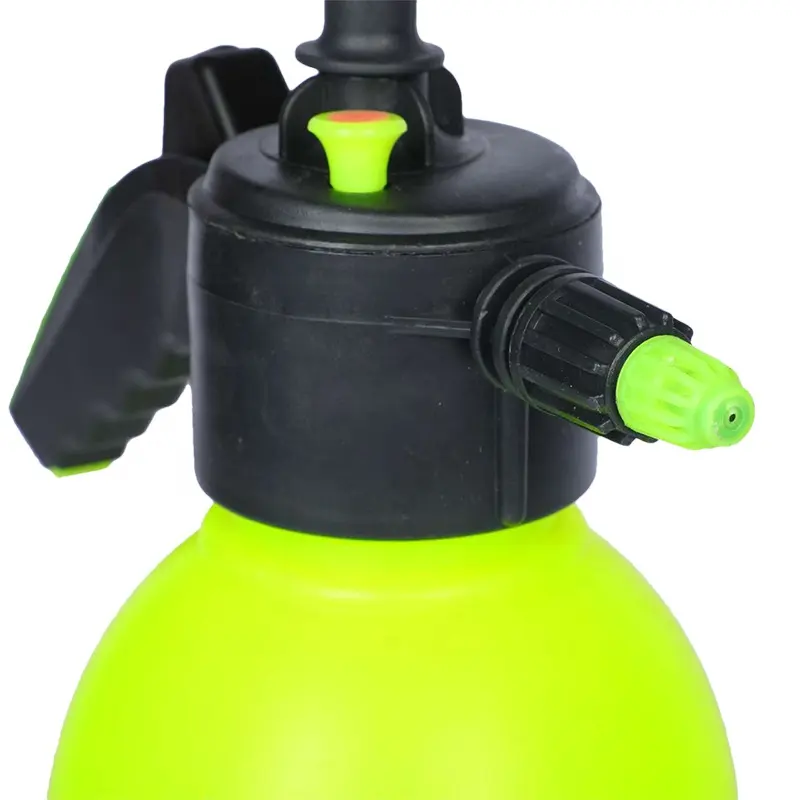 Factory Supply 2L Hand Manual Agricultural Garden Pressure Sprayer