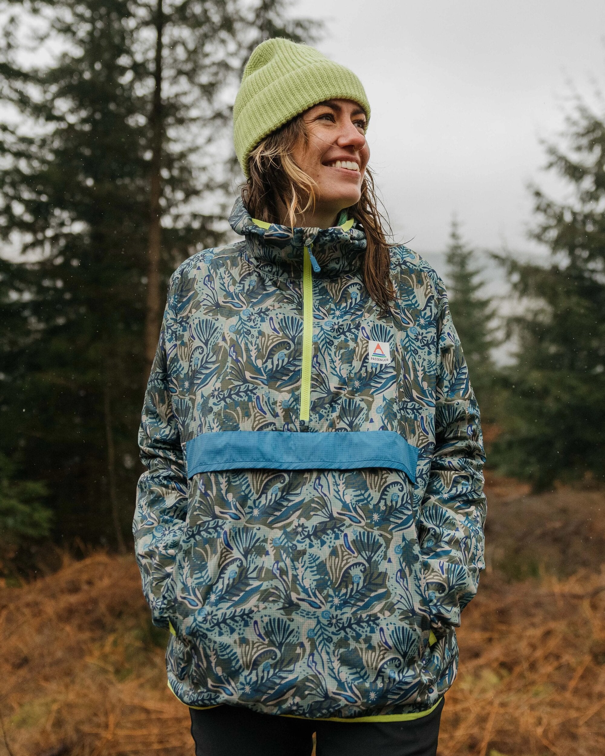 Viento Recycled Windshell Smock - Abstract Seaweed Pistachio