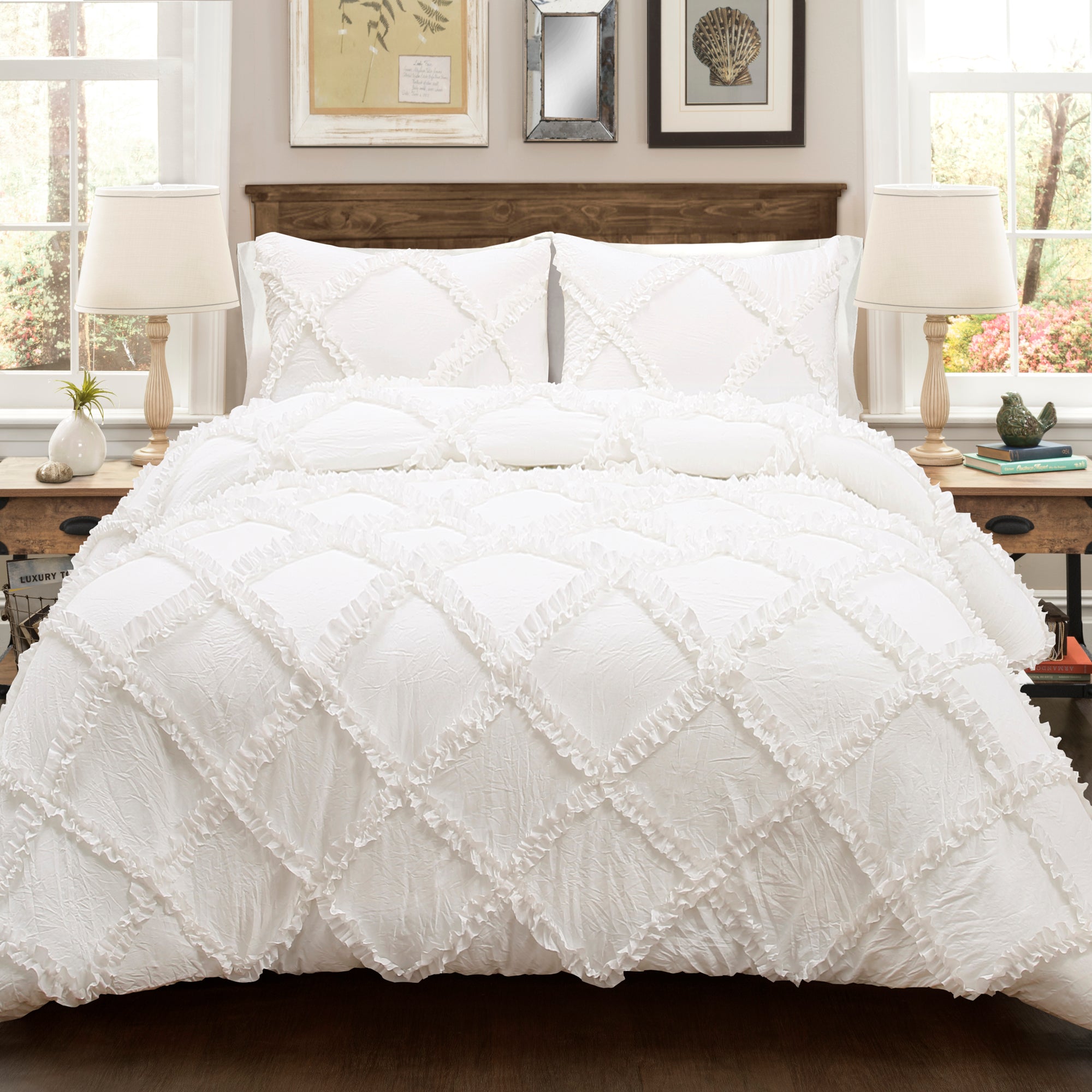 Ruffle Diamond 3 Piece Comforter Set