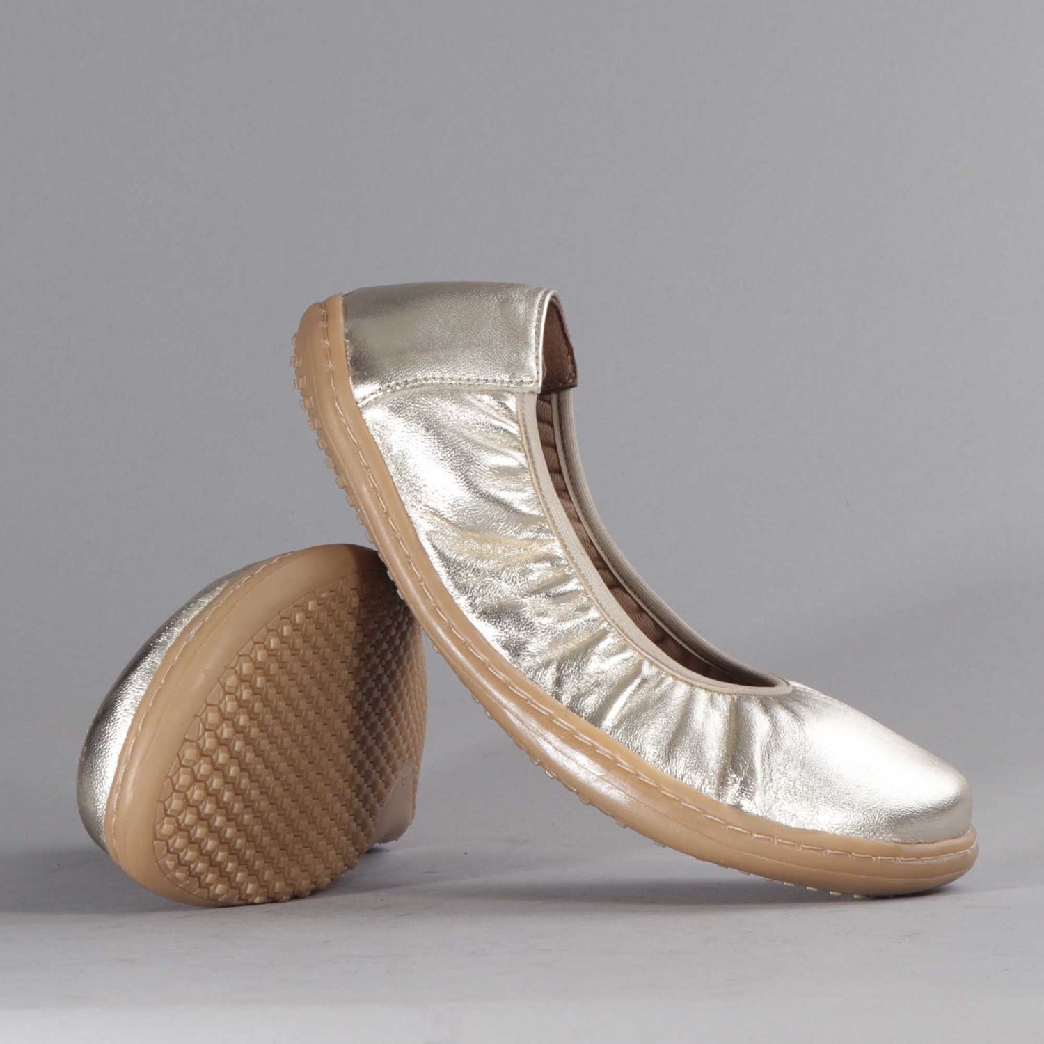 Elasticated Barefoot Pump with Removable Footbed in Gold - 12530