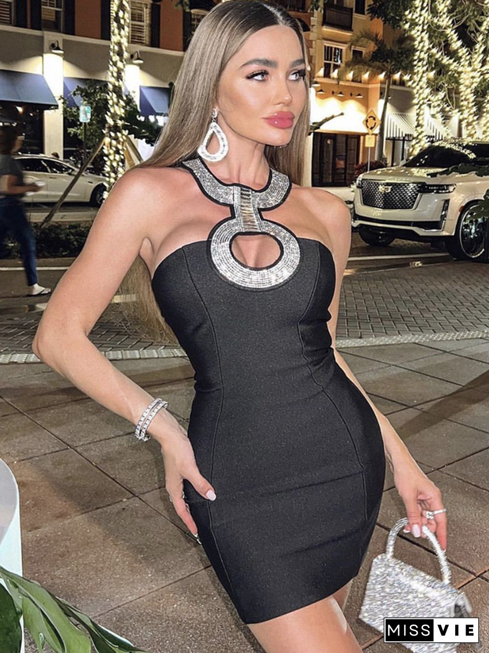 Women Summer Sexy Backless Halter Sequined Diamonds Sparkly Black Bodycon Bandage Dress Elegant Evening Club Party Dress