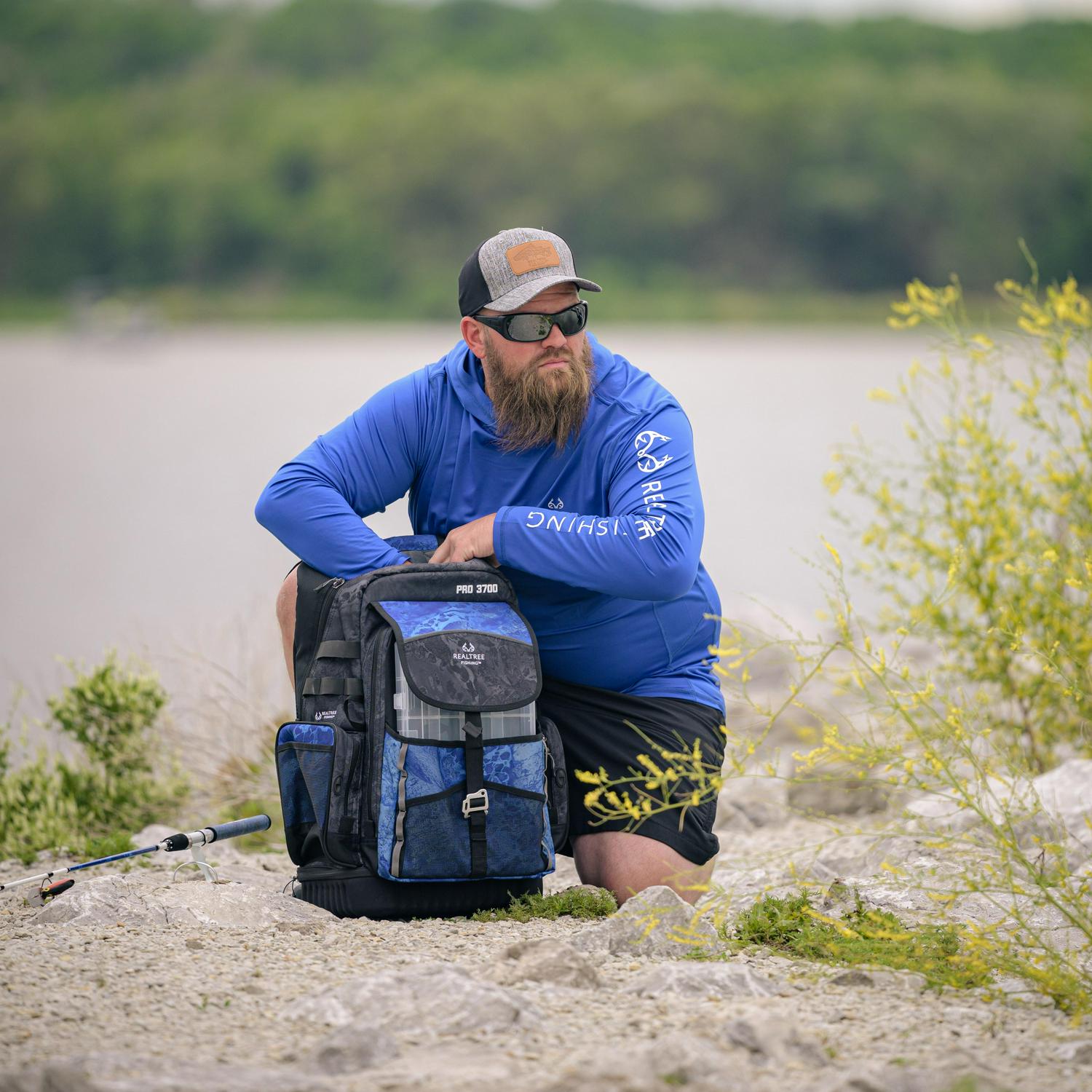 Realtree Adult Unisex Large Pro Fishing Tackle Backpack， Blue， 370