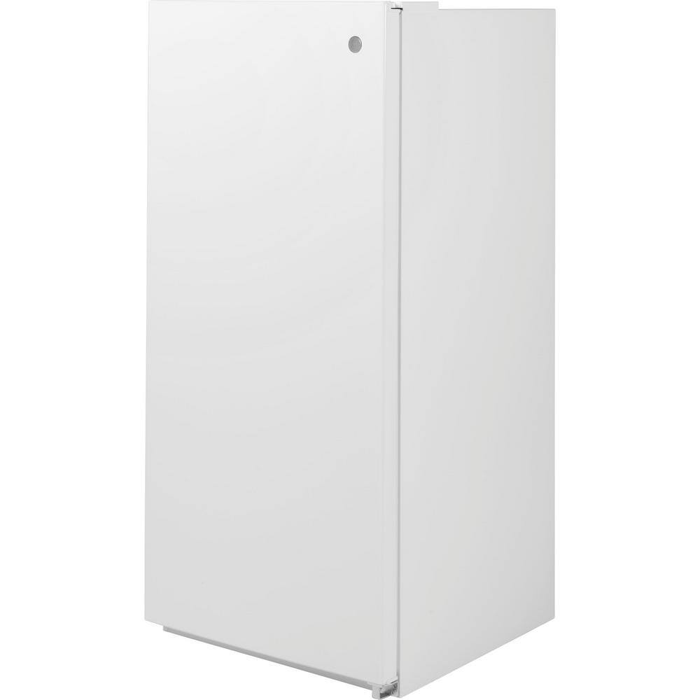 GE Garage Ready 14.2 cu. ft. Frost Free Defrost Upright Freezer in White FUF14QRRWW