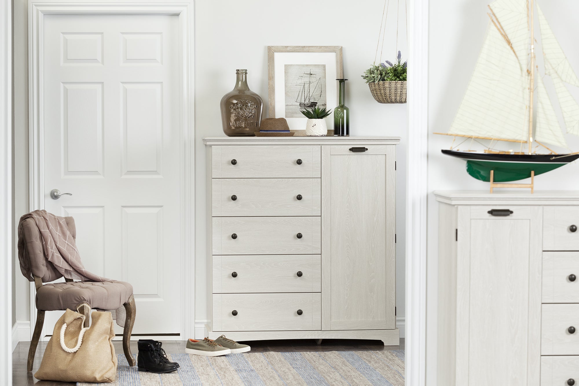 South Shore Avilla Door Chest with 5 Drawers, Winter Oak