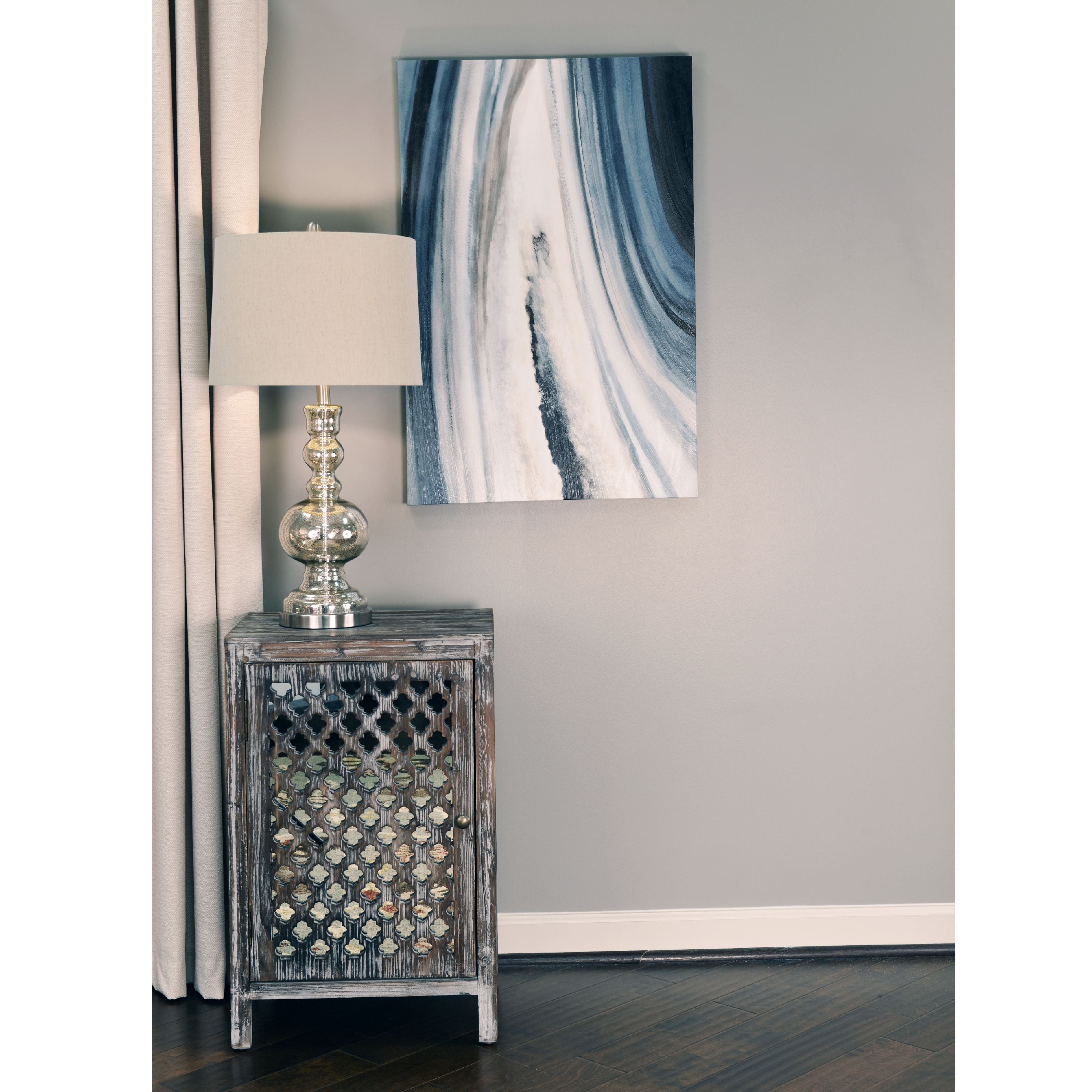 Decor Therapy Mirrored Cabinet End Table， MDF