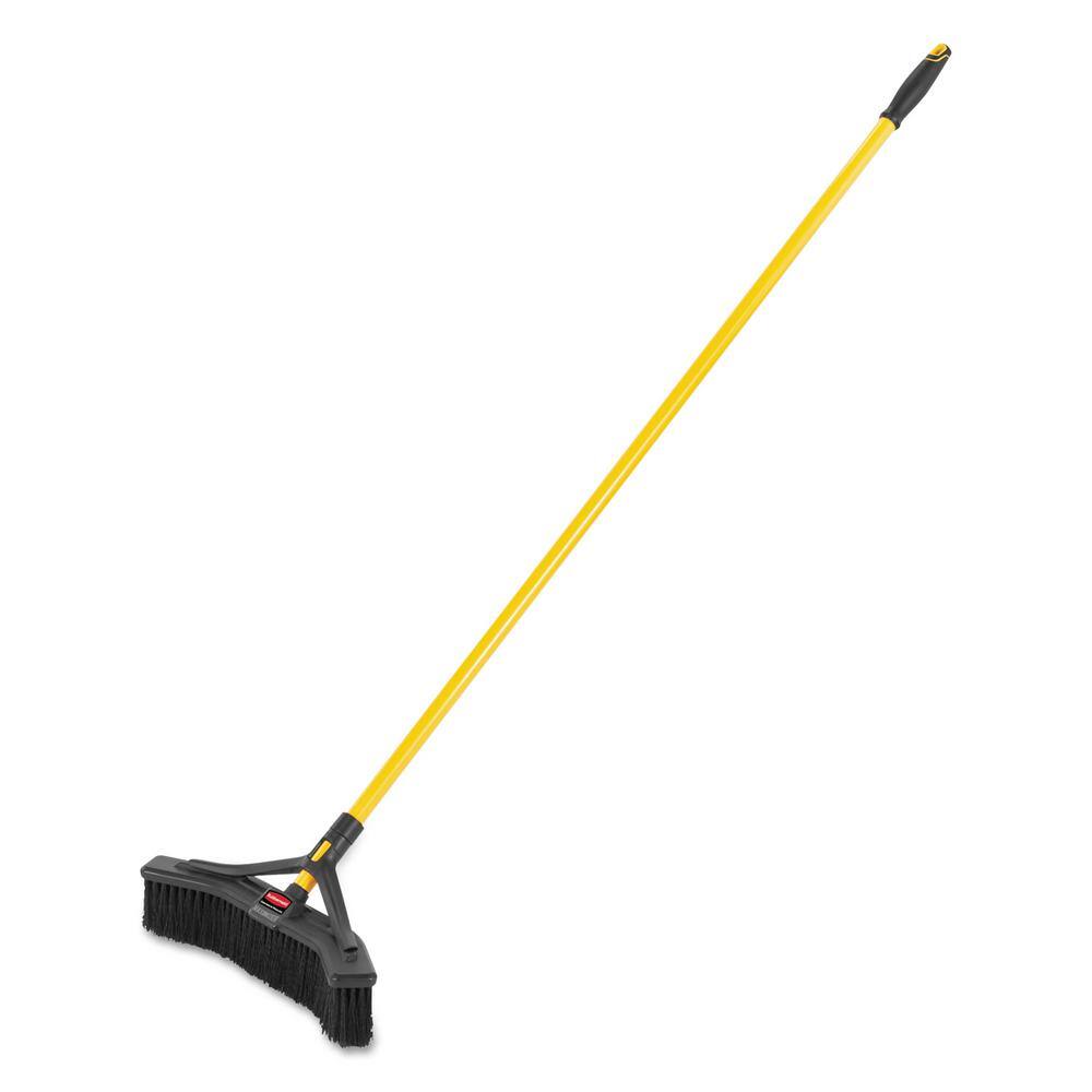 Rubbermaid Commercial Products Maximizer 18 in. Polypropylene Push-to-Center Broom in YellowBlack RCP2018727