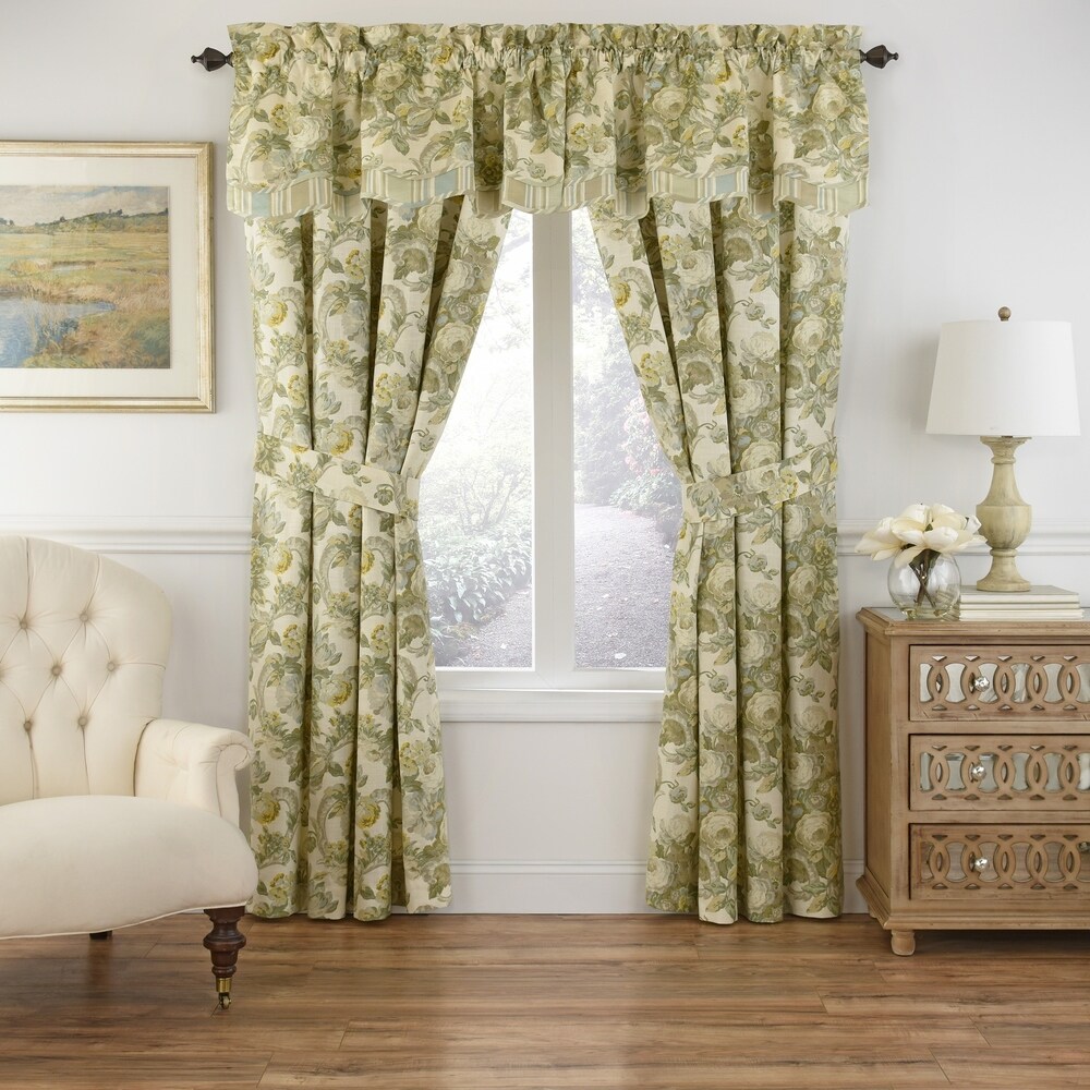 Waverly Spring Bling Window Pieced Scalloped Valance   52x18