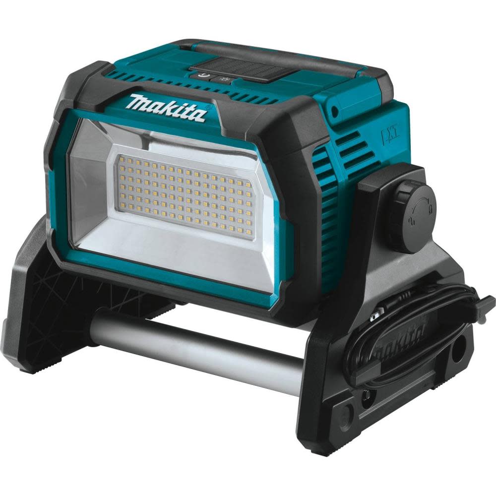 Makita 18V X2 LXT Lithium-Ion Cordless/Corded Work Light Light Only DML809 from Makita