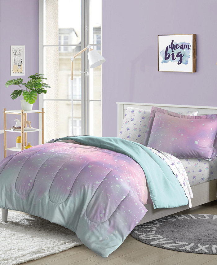 Macys Dream Factory Twilight Twin Comforter Set. Set of 5