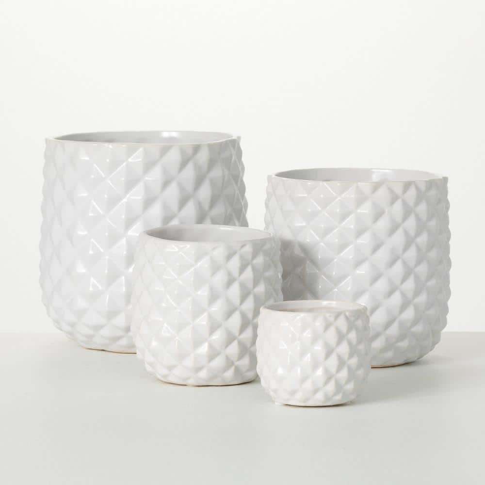 SULLIVANS 3 in. 4.5 in. 6 in. and 7 in. Faceted Glazed Ivory Ceramic Planters (Set of 4) CM3068