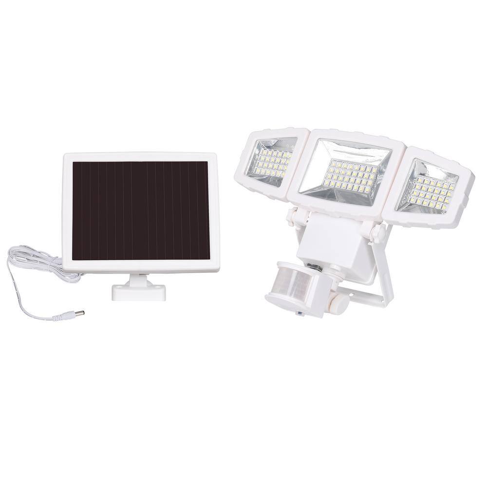 Westinghouse 125-Watt 130 White Motion Activated Outdoor Integrated LED Solar Flood Light SR11AC01H-06