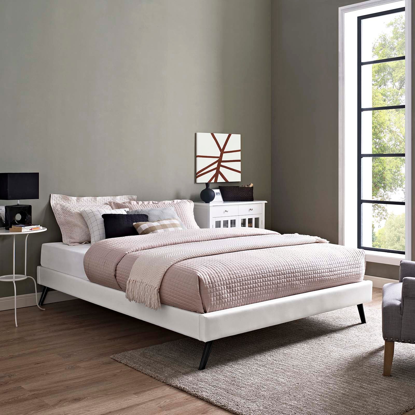 Loryn Queen Bed Frame with Round Splayed Legs, MOD-5890-WHI