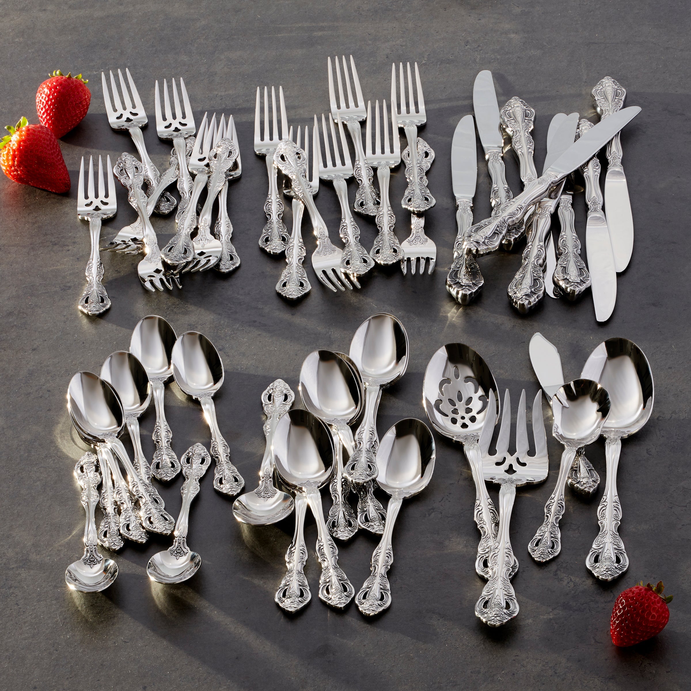 Michelangelo 45 Piece Fine Flatware Set