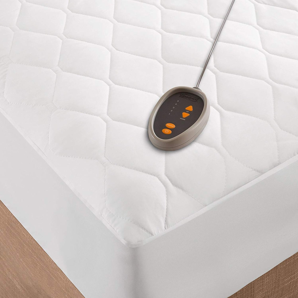 Beautyrest Down 200-Thread Count Cotton Blend Heated Mattress Pad， Twin， White