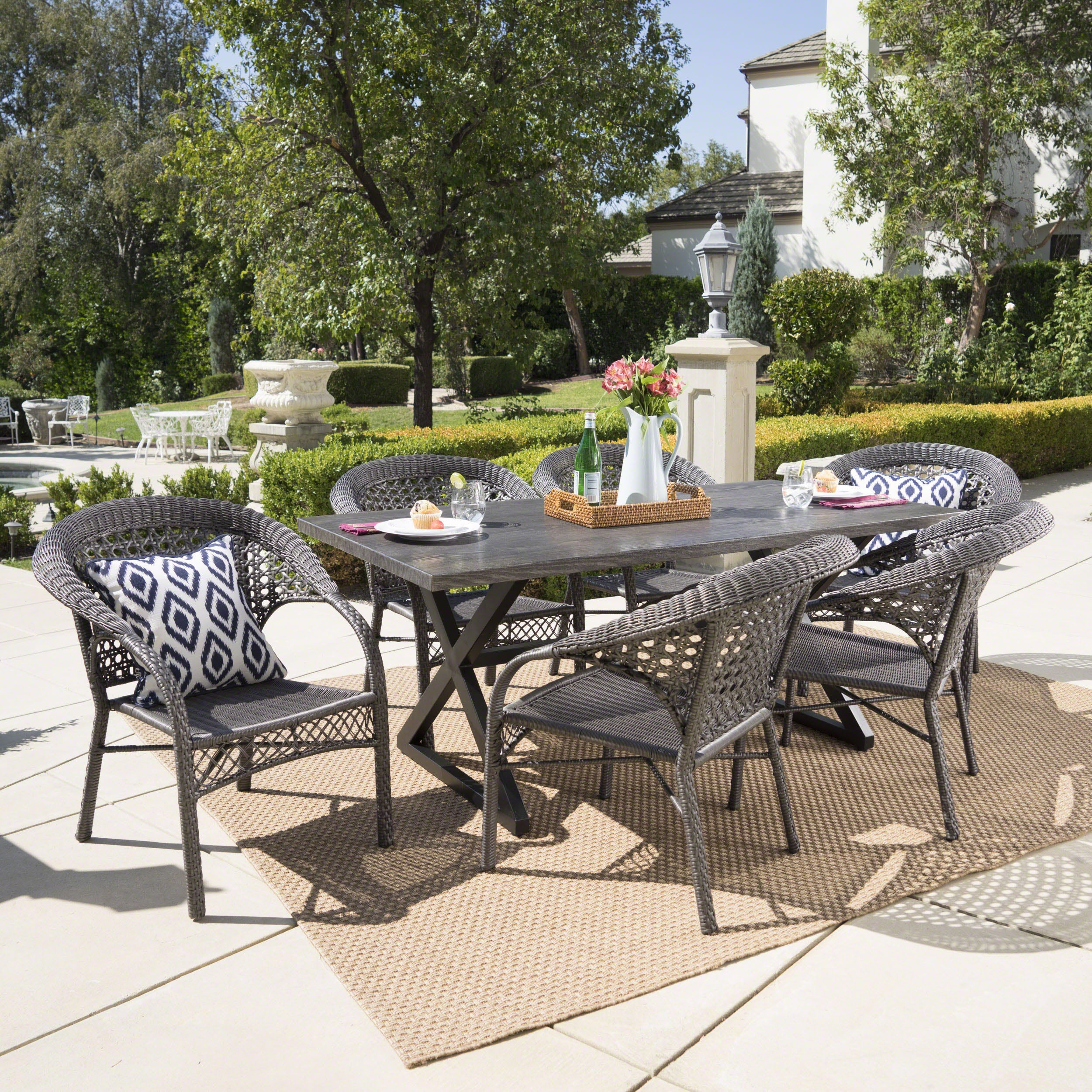 Solloom Outdoor 7 Piece Multi-brown Wicker Dining Set with Brown Aluminum Table