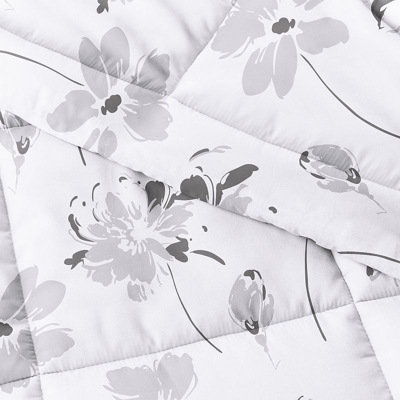 Home Collection Magnolia Patterned Comforter Set