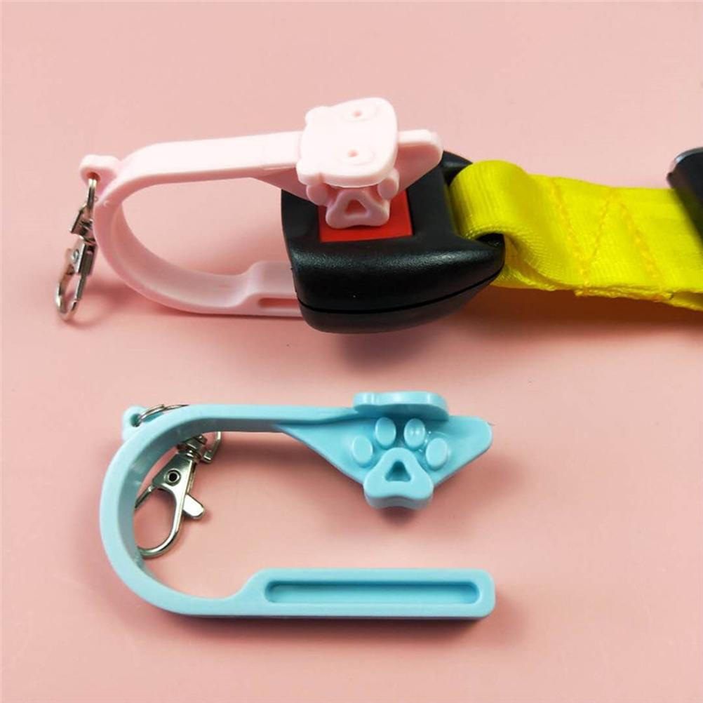 BSTCAR 2Pcs Car Seat Buckle Release Tool Universal Car Seat Key Safety Tool Easy to Unbuckle Child's Car Seat