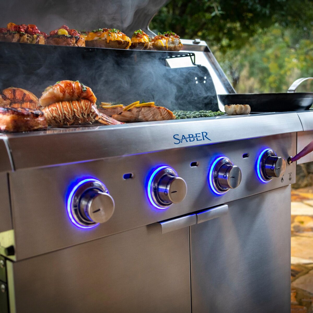 Saber Select 4-Burner 30-Inch Infrared Propane Gas Grill With Side Burner