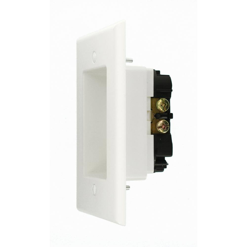 Leviton 15 Amp 1-Gang Recessed Duplex Power Outlet White R52-00689-00W