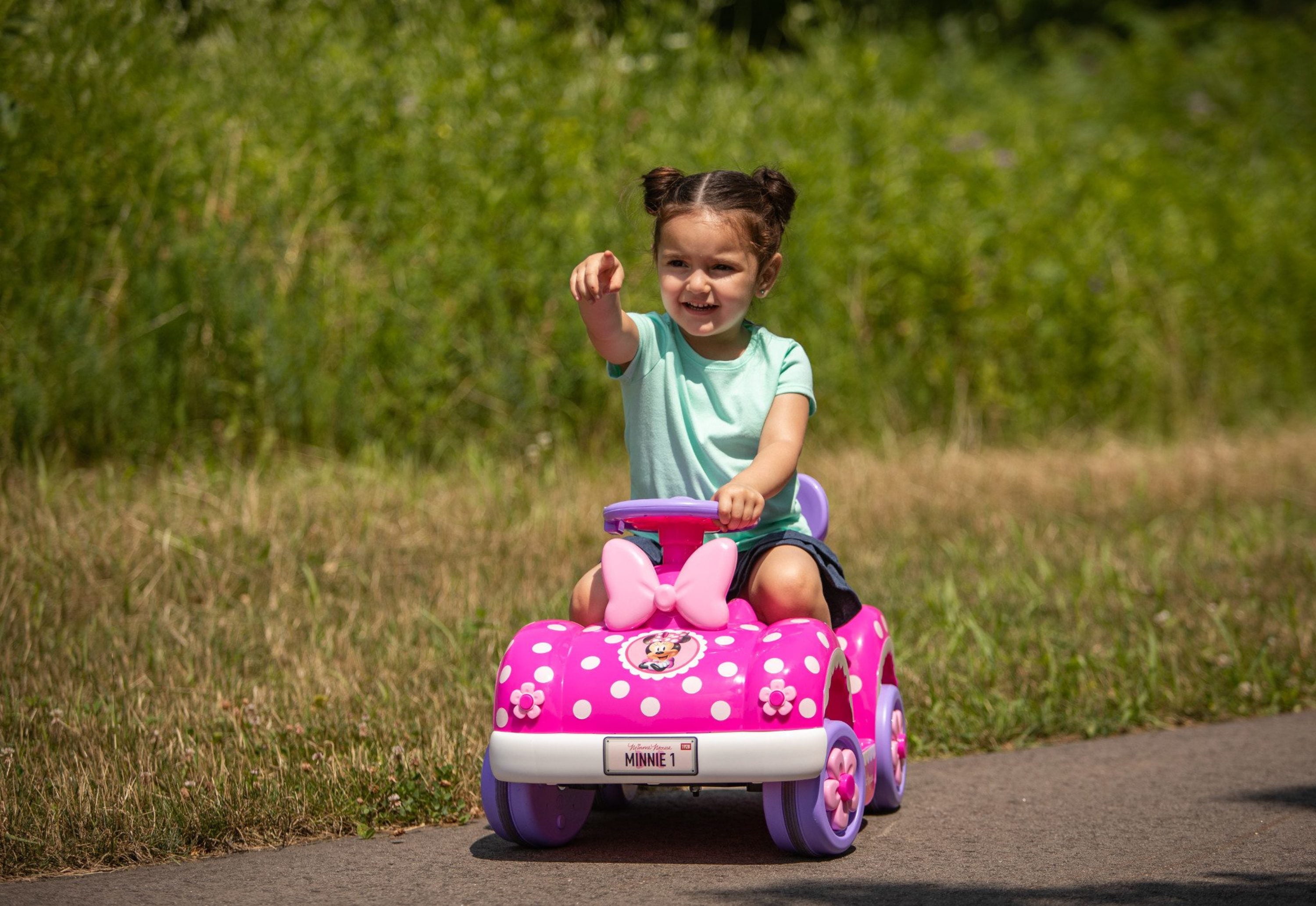 Disney Minnie Mouse Toddler Ride-On Toy