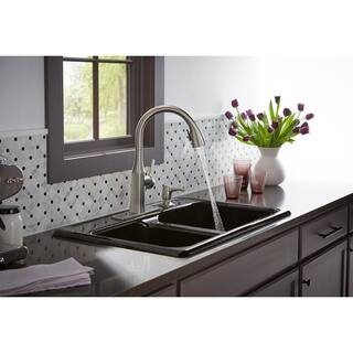 KOHLER Rubicon Single-Handle Pull-Down Sprayer Kitchen Faucet in Vibrant Stainless R20147-SD-VS