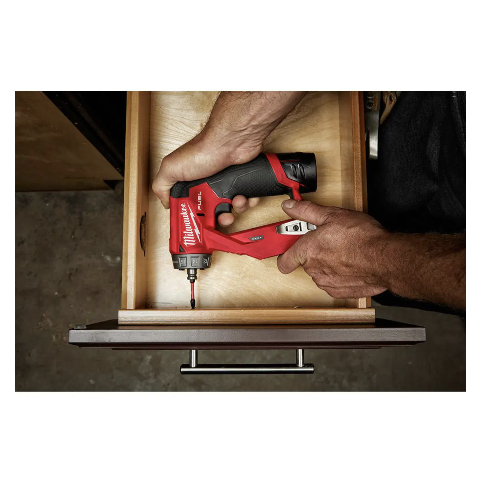 Milwaukee M12 FUEL 12V Lithium-Ion Brushless Cordless 4-in-1 Installation 3/8 in. Drill Driver Kit with M12 Multi-Tool