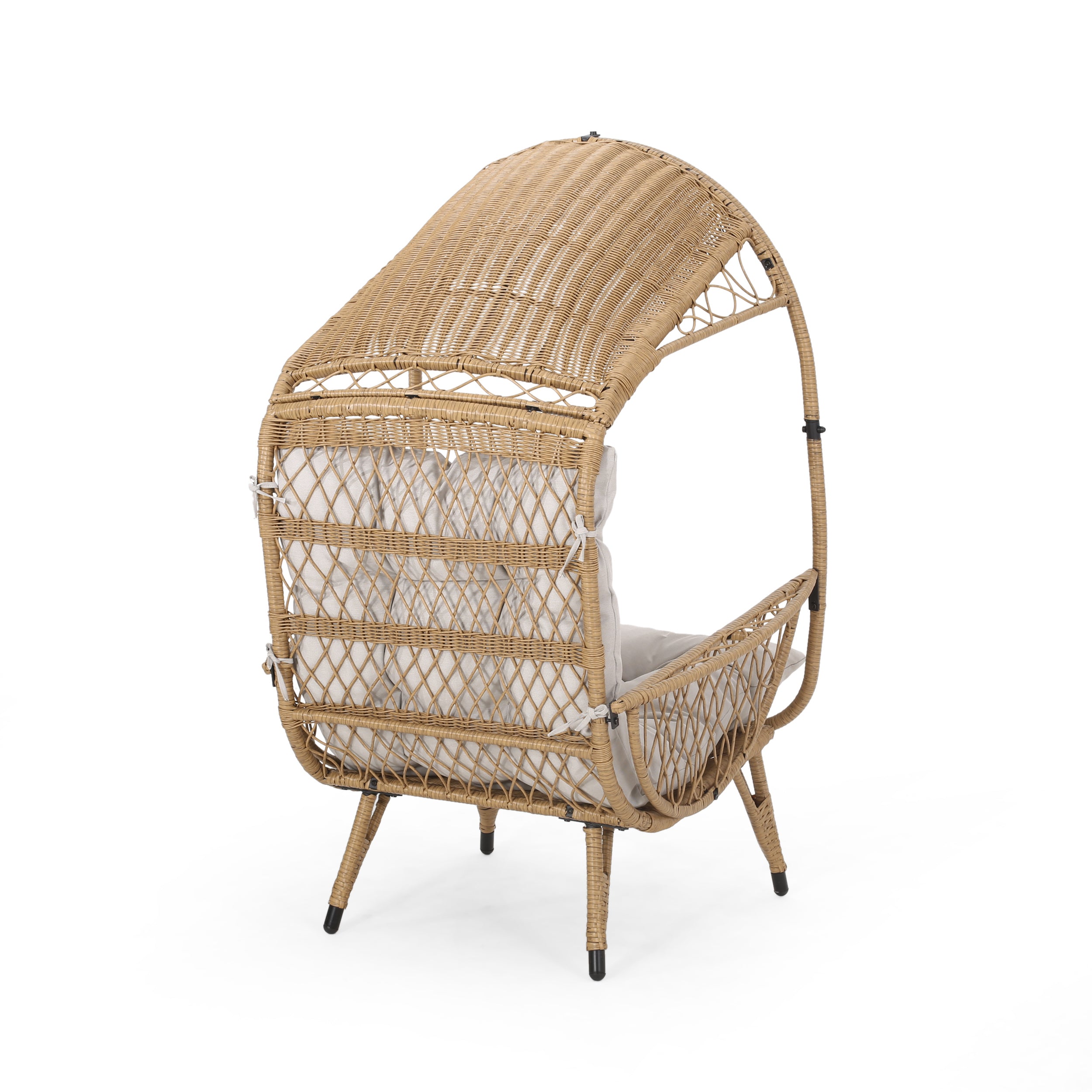 Primo Outdoor Wicker Freestanding Basket Chair