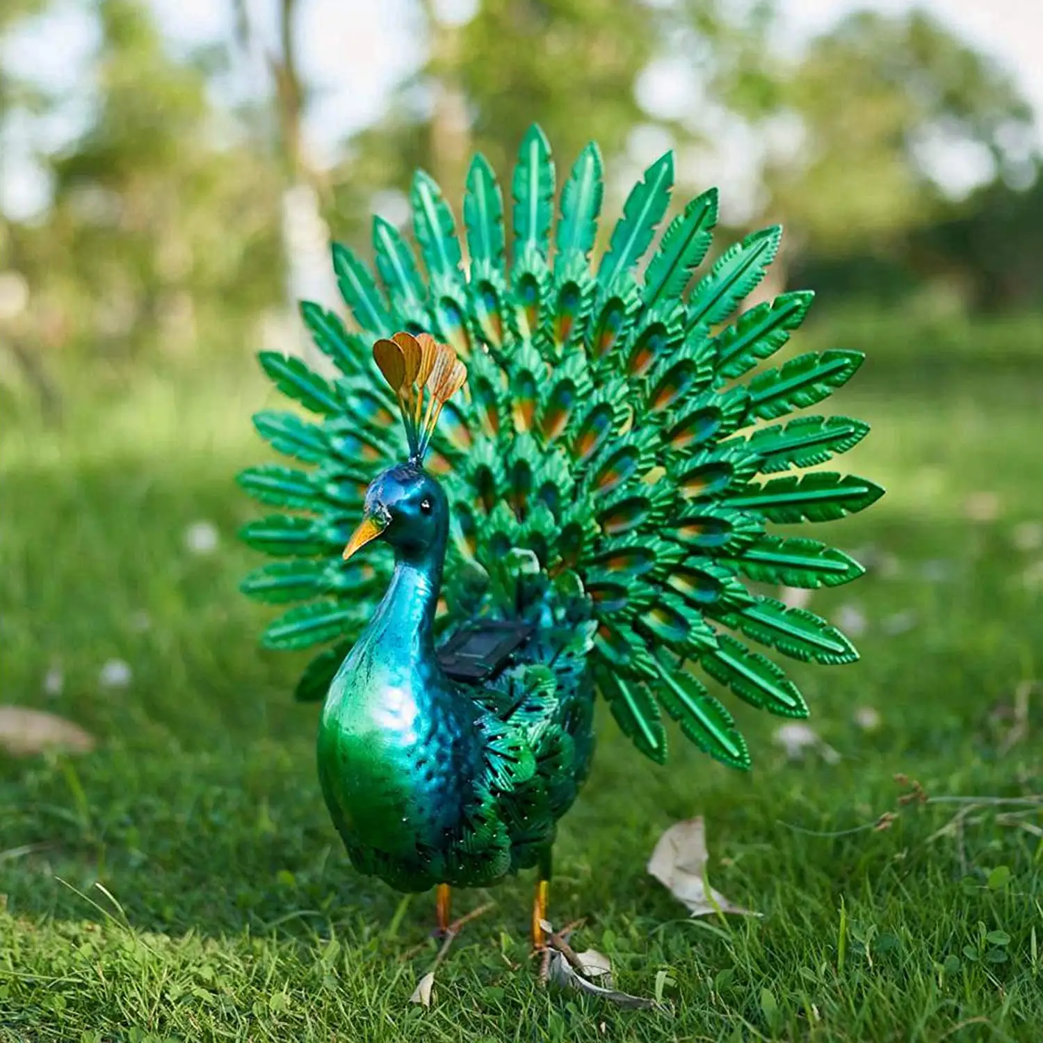 Wholesale Garden Decor Solar Animal Lights  Outdoor Metal  Peacock Statues Sculptures Garden Ornaments  Supplies Yard Lawn