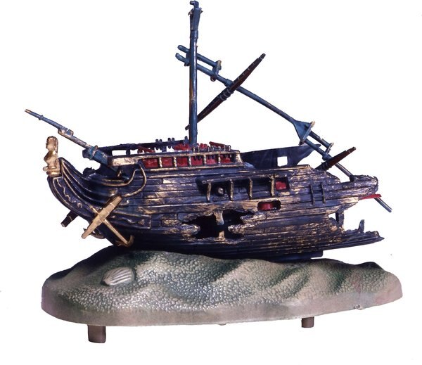 Penn-Plax Rocking Shipwreck Aquarium Ornament