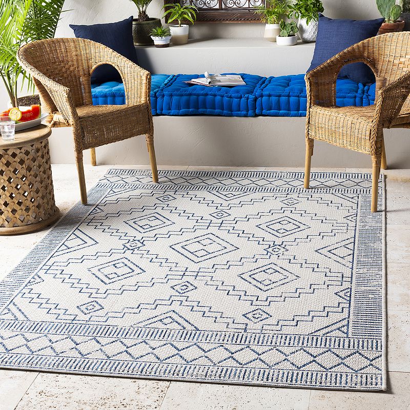 Decor 140 Axiom Rug