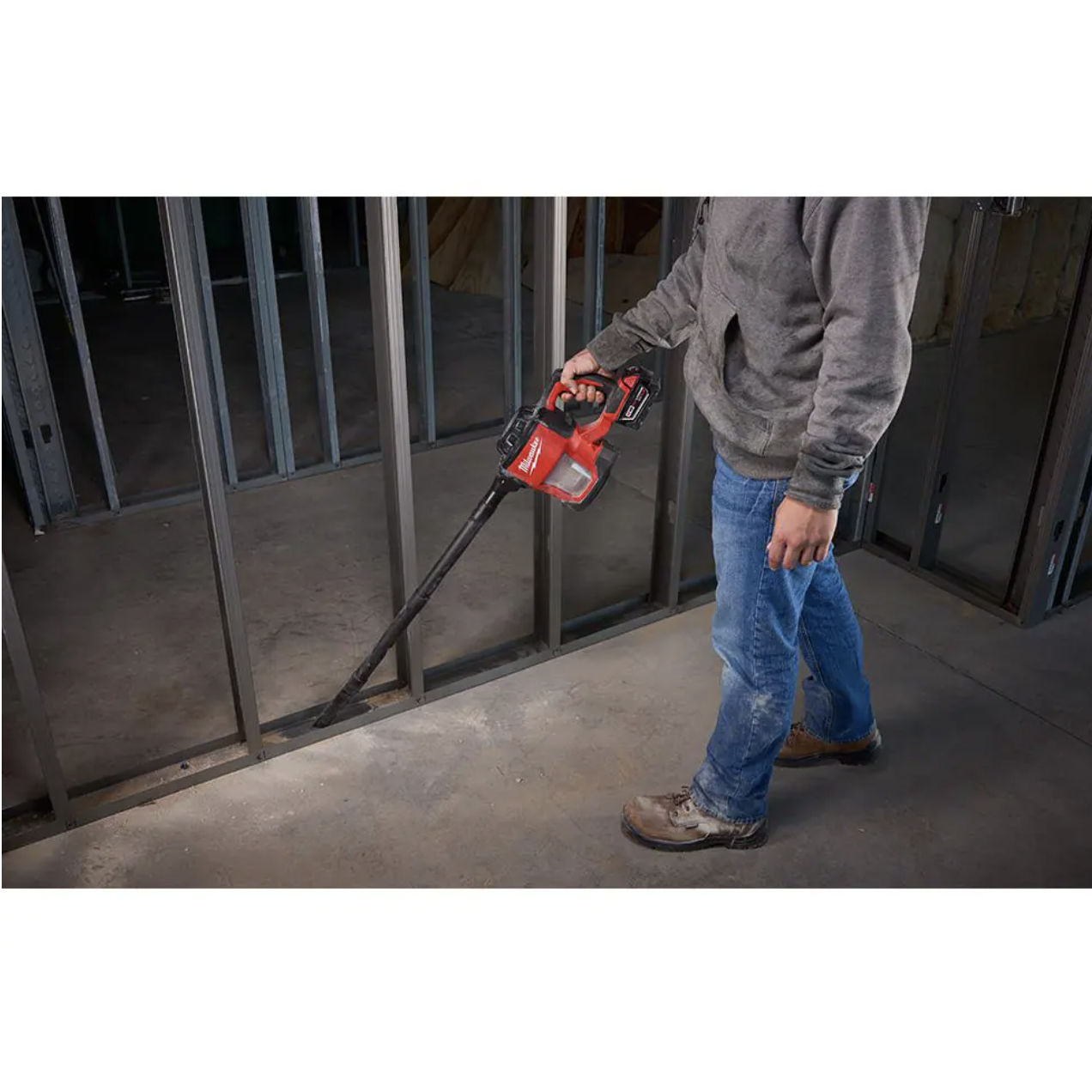 Milwaukee M18 18-Volt Lithium-Ion Cordless Compact Vacuum with 3.0Ah Battery and Charger