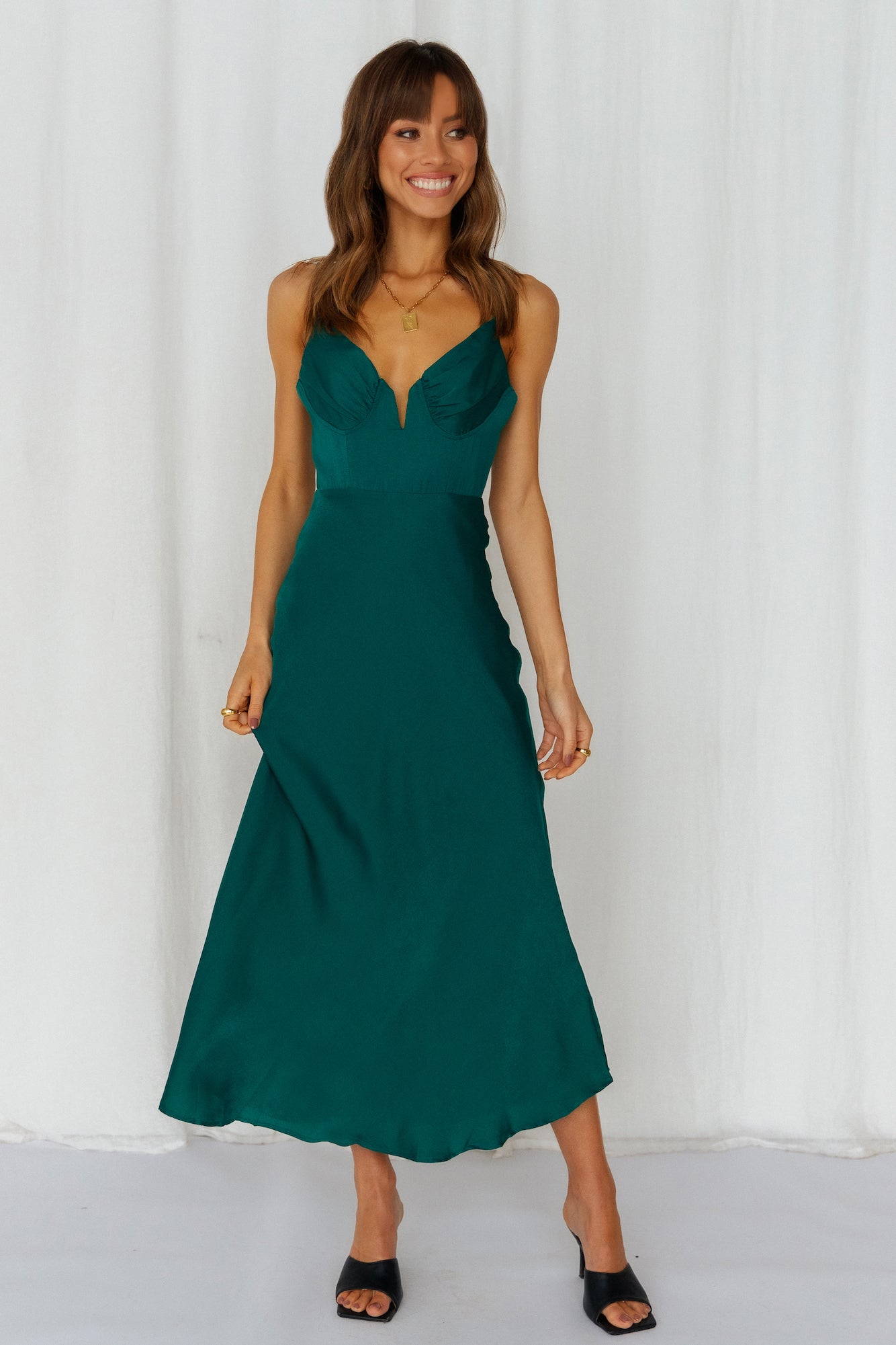 No Missing Kisses Midi Dress Forest Green