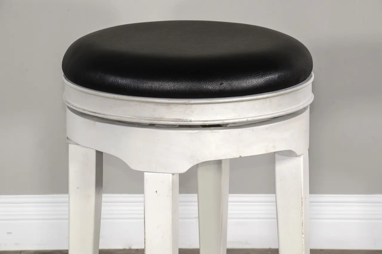 Bourbon County Swivel Counter Height Stool