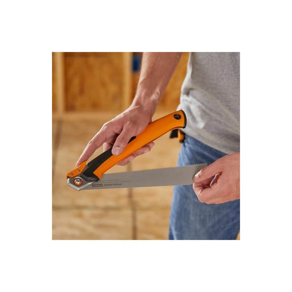 Fiskars Pro Power Tooth 10 Folding Pull Saw ;