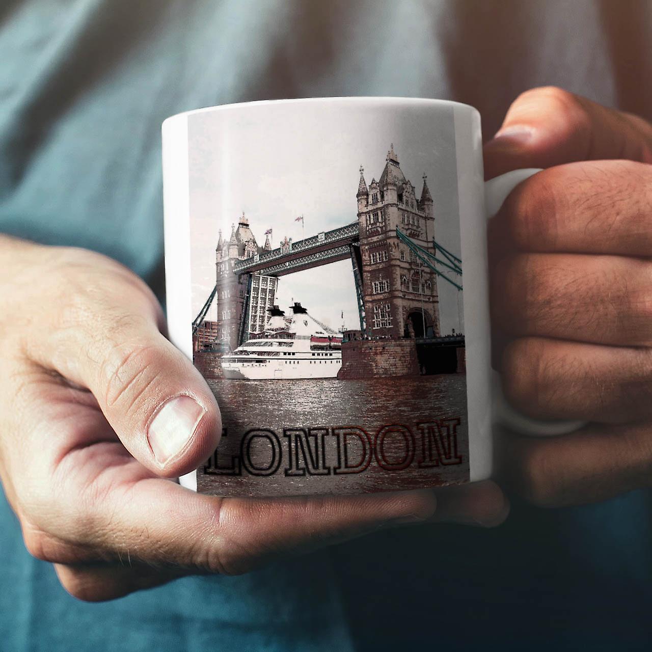 Tower Bridge Urban NEW White Tea Coffee Ceramic Mug 11 oz | Wellcoda